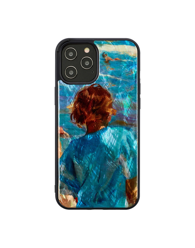 iKins case for Apple iPhone 12/12 Pro children on the beach