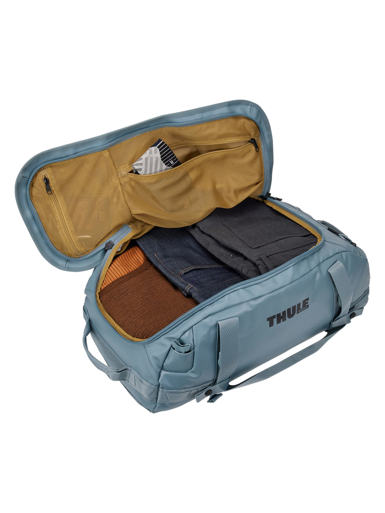 Thule 4992 Chasm Duffel 40L Pond